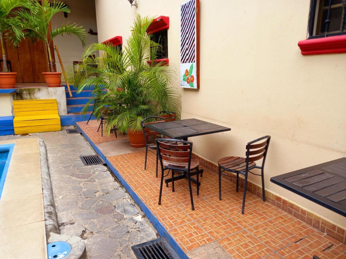 غرناطة Hostal Don Gato المظهر الخارجي الصورة